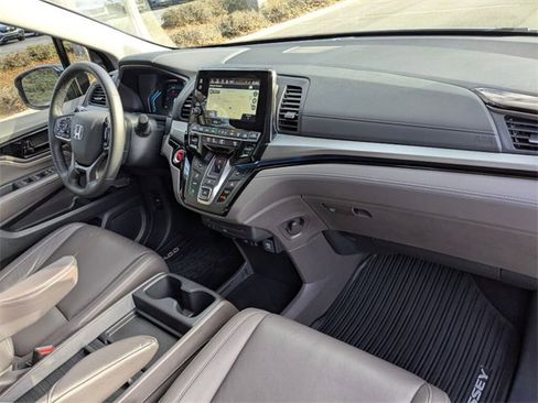 Certified 2024 Honda Odyssey Touring image 39