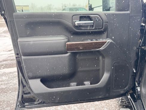 Used 2021 GMC Sierra 3500 SLE w/ SLE Convenience Package image 11