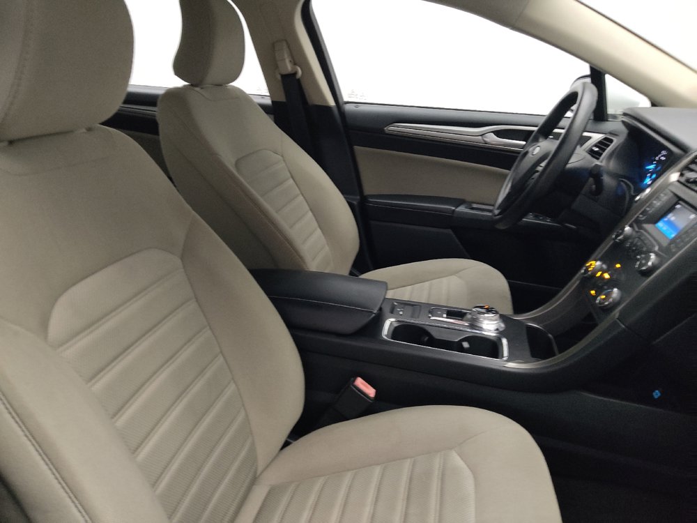 Used 2019 Ford Fusion S FWD image 21