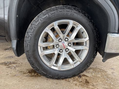 Used 2019 GMC Sierra 1500 SLT image 34