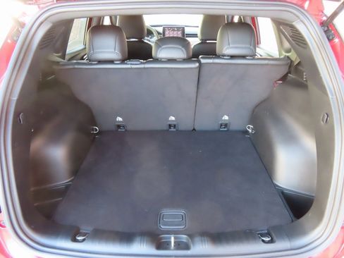 Used 2024 Jeep Compass Limited image 15