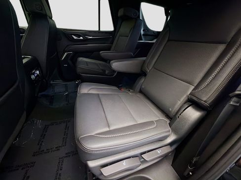 Used 2023 GMC Yukon Denali image 13