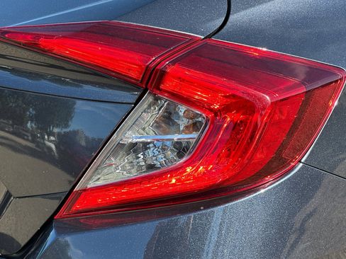 Used 2020 Honda Civic LX image 30