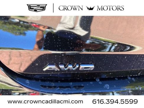 Used 2025 Cadillac XT6 Premium Luxury w/ LPO, Floor Liner Package image 10