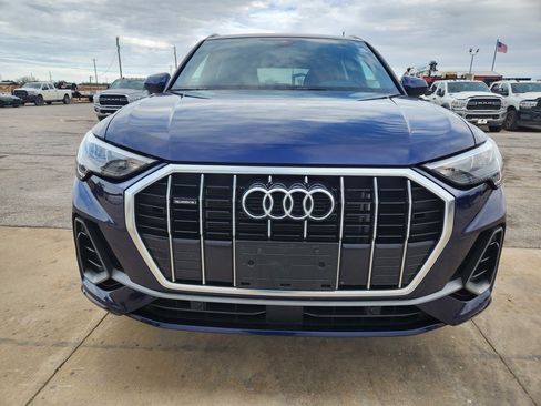Used 2022 Audi Q3 2.0T Premium w/ Convenience Package image 8