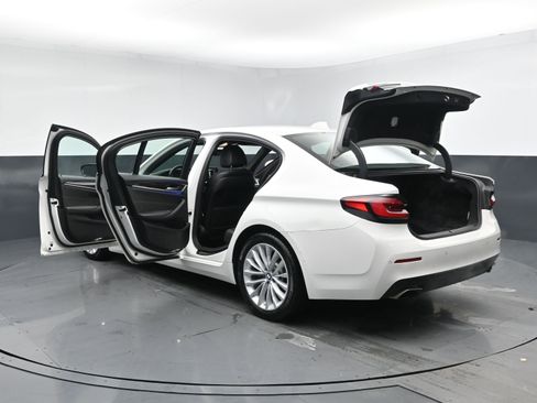 Used 2019 BMW 530i xDrive w/ Convenience Package image 33