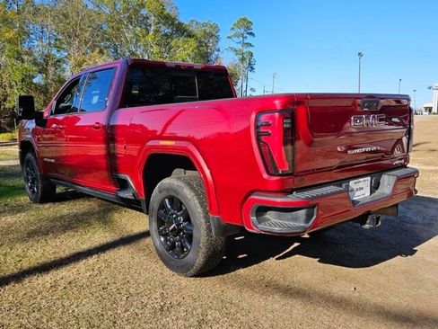 Used 2024 GMC Sierra 2500 AT4 w/ AT4 Premium Plus Package image 4
