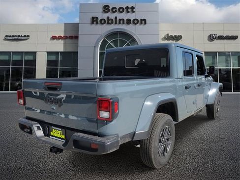 New 2026 Jeep Gladiator Sport image 4