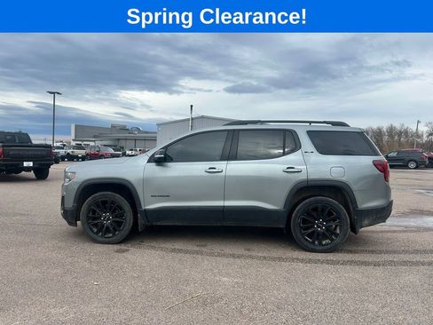 Used 2023 GMC Acadia SLE w/ Driver Convenience Package AWD/4WD image 3