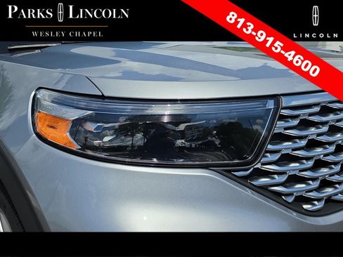 Used 2023 Ford Explorer Platinum w/ Technology Package AWD/4WD image 6