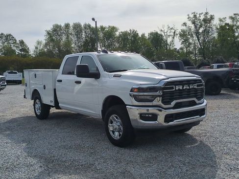 New 2025 RAM 2500 Tradesman w/ Chrome Appearance Group AWD/4WD image 7
