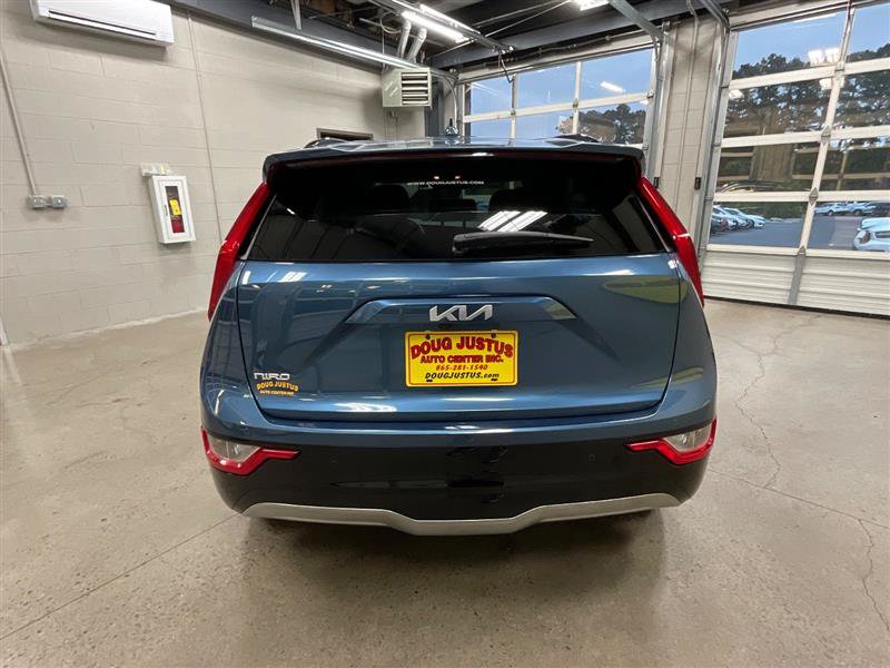 Used 2023 Kia Niro Wind FWD image 4