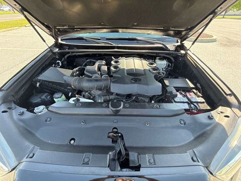 Used 2016 Toyota 4Runner Limited AWD/4WD image 26