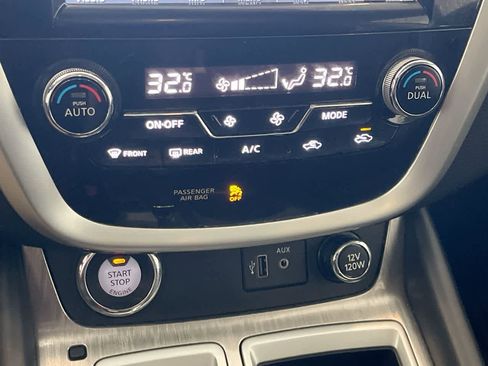 Used 2018 Nissan Murano SL image 19