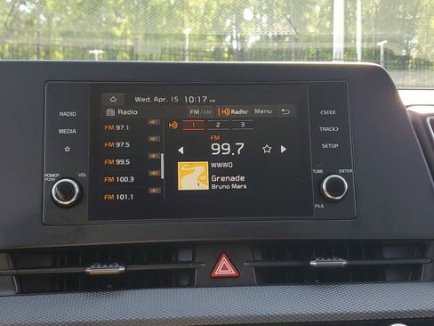 Used 2025 Kia Sportage LX FWD image 23