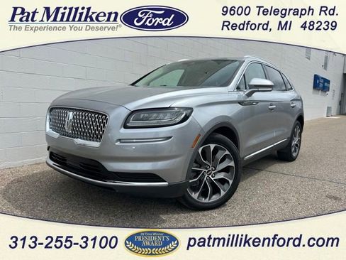 Used 2023 Lincoln Nautilus Reserve AWD/4WD image 1