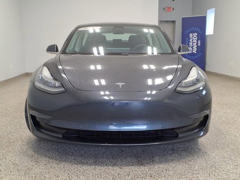 Used 2020 Tesla Model 3 Long Range image 2