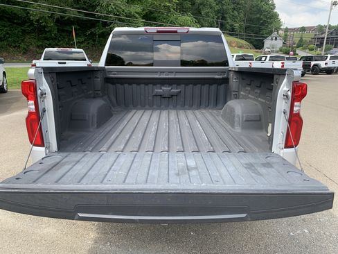 Used 2021 Chevrolet Silverado 1500 LTZ AWD/4WD image 40