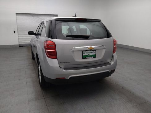Used 2017 Chevrolet Equinox LS FWD image 6