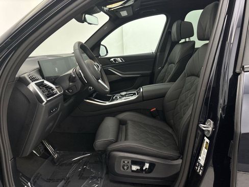 New 2026 BMW X5 xDrive40i w/ M Sport Package AWD/4WD image 25
