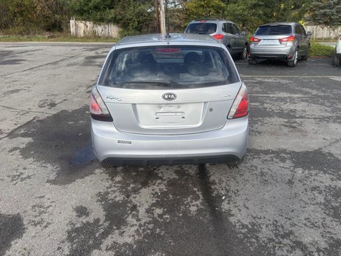 Used 2010 Kia Rio5 image 6