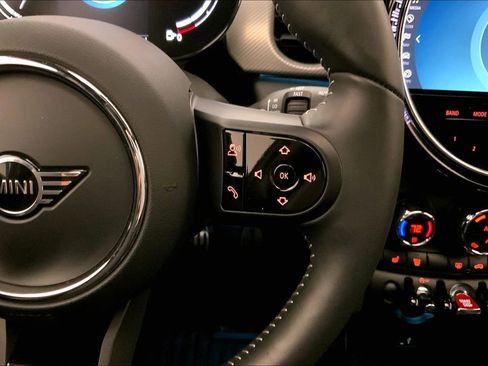 Used 2022 MINI Cooper S w/ Premium Package FWD image 19