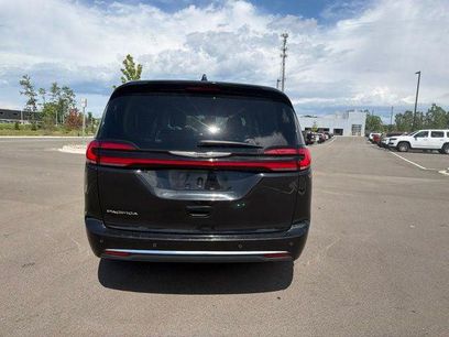 Certified 2023 Chrysler Pacifica Touring-L