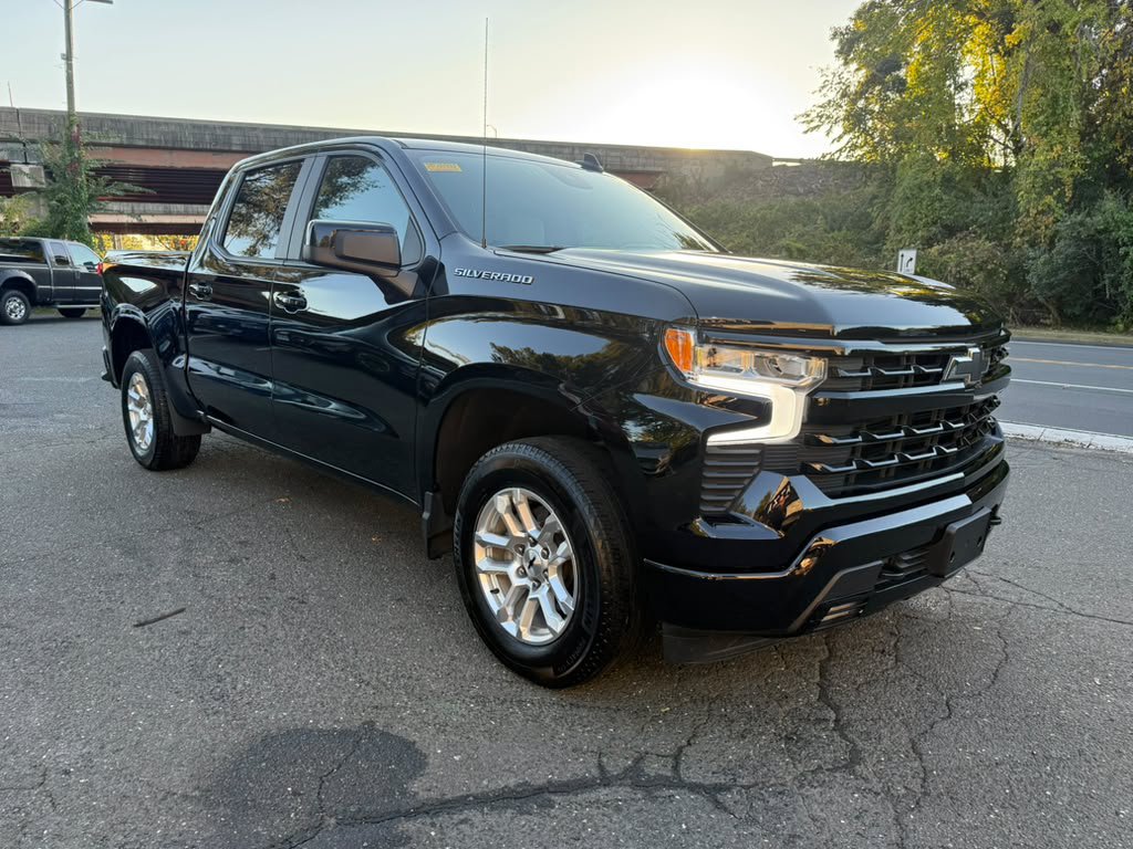 Used 2026 Chevrolet Silverado 1500 RST AWD/4WD image 3