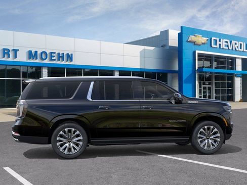 New 2026 Chevrolet Suburban High Country AWD/4WD image 5