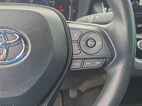 Used 2026 Toyota Corolla Cross AWD Hybrid image 18