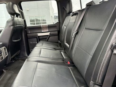 Used 2017 Ford F450 Lariat AWD/4WD image 12