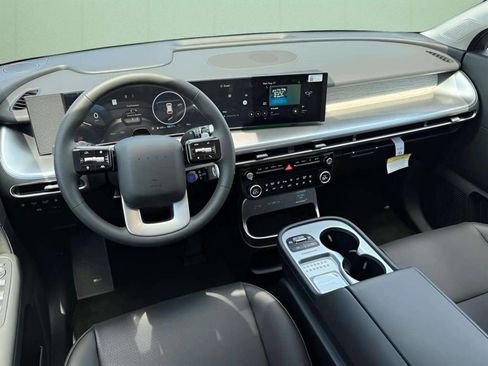 New 2026 Hyundai Ioniq 9 SEL image 16