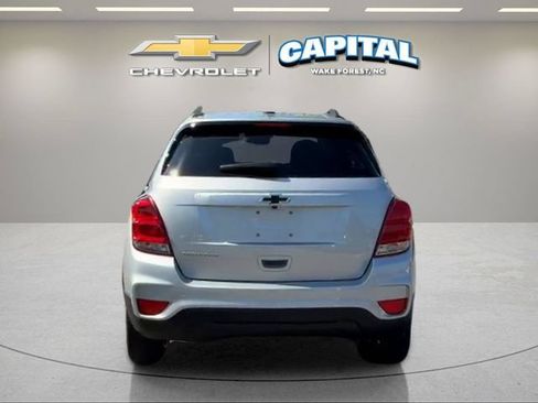 Used 2022 Chevrolet Trax LT w/ Sport Edition AWD/4WD image 4