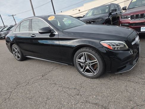 Used 2020 Mercedes-Benz C 300 4MATIC Sedan image 3