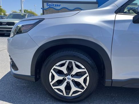 Used 2024 Subaru Forester Premium AWD/4WD image 21