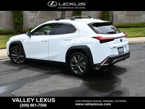 Used 2019 Lexus UX 200 F Sport w/ F Sport Premium Package FWD image 4