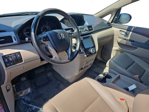 Used 2016 Honda Odyssey Touring image 13