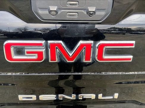 Used 2023 GMC Sierra 1500 Denali w/ Denali Reserve Package image 32