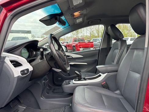 Used 2020 Chevrolet Bolt Premier w/ Infotainment Package image 9
