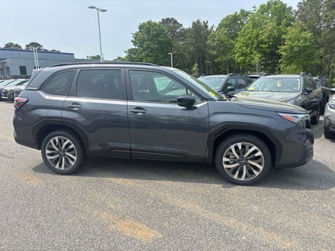 New 2025 Subaru Forester Touring image 2
