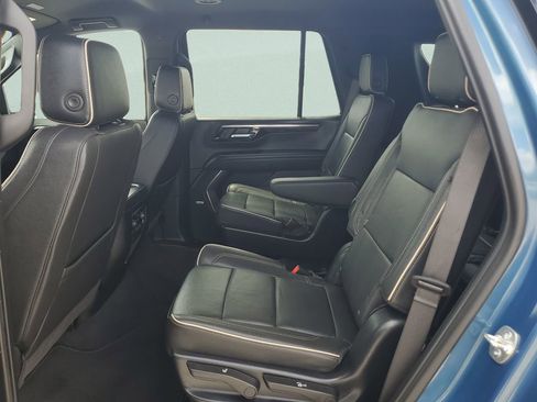 Certified 2025 Chevrolet Tahoe Premier AWD/4WD image 13