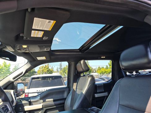 Used 2015 Ford F150 Lariat w/ Equipment Group 502A Luxury AWD/4WD image 19