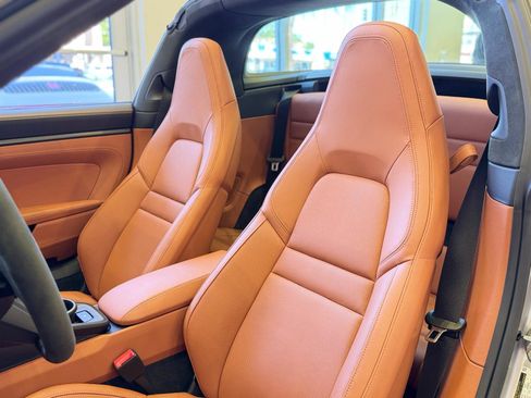 Used 2025 Porsche 911 Targa 4 GTS image 37