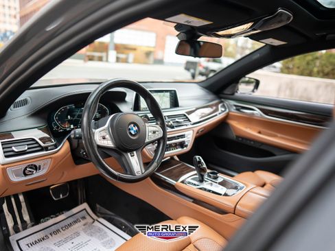 Used 2022 BMW 750i xDrive xDrive M SPORT LINE w/ Executive Package image 13