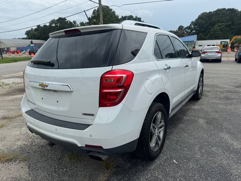 Used 2017 Chevrolet Equinox Premier w/ Enhanced Convenience Package AWD/4WD image 7