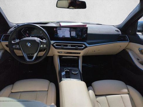 Used 2023 BMW 330i Sedan w/ Premium Package RWD image 19