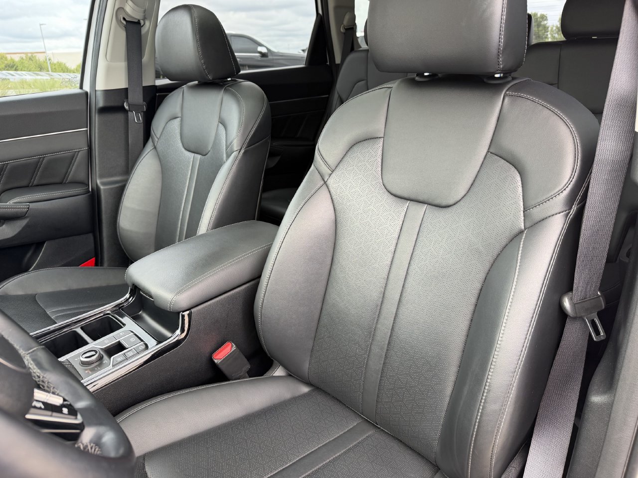 Used 2022 Kia Sorento SX AWD/4WD image 23