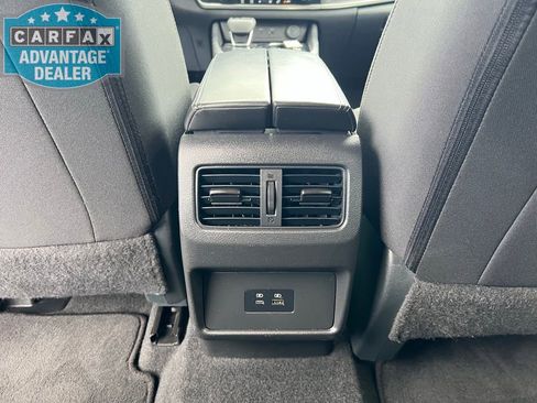 Used 2023 Nissan Rogue SV AWD/4WD image 20