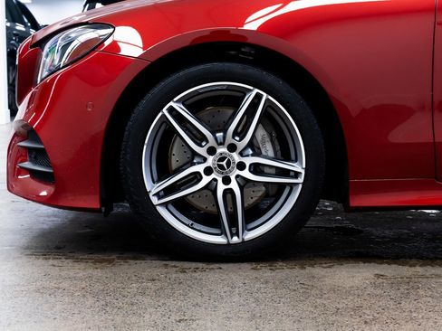 Used 2018 Mercedes-Benz E 400 E 400 image 7