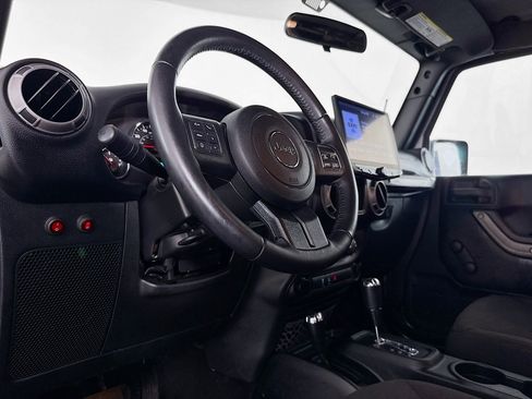 Used 2018 Jeep Wrangler Sport image 21